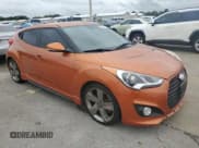 ✅ 2015 Hyundai Veloster Turbo • VIN: KMHTC6AE2FU232999 • Lot: 74919004. Wystawiony na Copart z przebiegiem 107 432 mil. Bezpłatny archiwum sprzedaży aukcyjnych z USA i szczegółowy raport historii pojazdu na DreamBid. Zdjęcie 4.