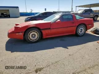 1985 Chevrolet Corvette with VIN 1G1YY0784F5126213, listed as a Copart auction lot 90939905 with 92,350 mi miles and Clean title. Bid and sale history available at DreamBid. Image 1.
