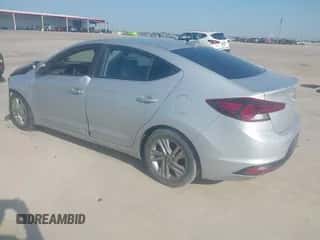 2019 Hyundai Elantra Value Edition с VIN KMHD84LF8KU851410, выставлен на аукционе IAAI как лот 43346731 с пробегом 134 927 миль миль и . История ставок и продаж доступна на DreamBid. Изображение 3.