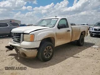 ✅ 2008 GMC Sierra 2500HD Work Truck • VIN: 1GTHC24K28E103937 • Lot: 65527285. Wystawiony na Copart z przebiegiem 279 191 mil. Bezpłatny archiwum sprzedaży aukcyjnych z USA i szczegółowy raport historii pojazdu na DreamBid. Zdjęcie 1.