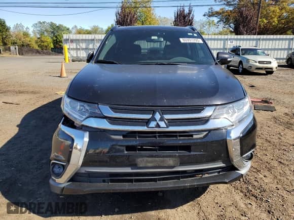 2018 Mitsubishi Outlander SE with VIN JA4AD3A32JZ048318, listed as a Copart auction lot 86997295 with 119,293 mi miles and Salvage title. Bid and sale history available at DreamBid. Image 5.