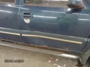 ✅ 2005 Chevrolet Suburban LS • VIN: 1GNFK16Z05J146942 • Lot: 43652691. Listed on IAAI with 253,470 mi. Free auction sales archive from the USA and detailed vehicle history report at DreamBid. Image 12.