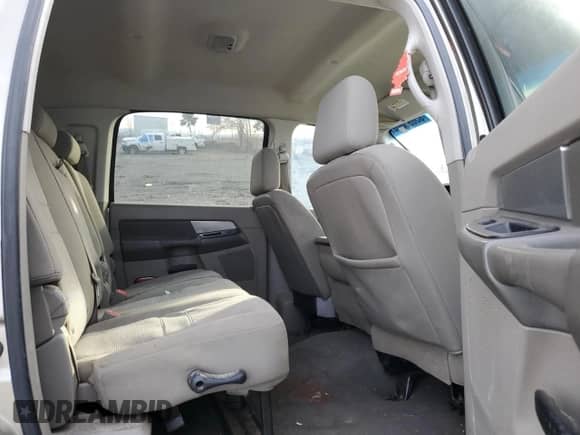 2008 Dodge 1500 SXT z VIN 3D7KS19D58G222545, wystawiony jako Copart lot #85698004 z przebiegiem 175 905 mil mil oraz Szkoda całkowita • Salvage title. Historia ofert i sprzedaży dostępna na DreamBid. Obrazek 10.