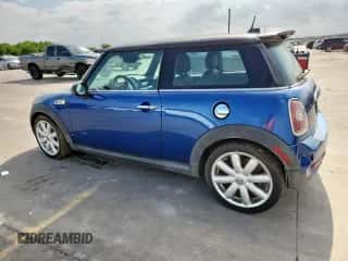 2008 MINI Hardtop S with VIN WMWMF73568TV36300, listed as a Copart auction lot 61286085 with 95,298 mi miles and Clean title. Bid and sale history available at DreamBid. Image 2.