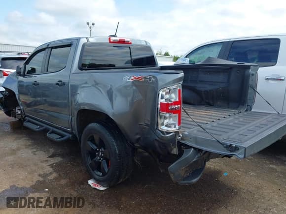 ✅ 2022 Chevrolet Colorado 4WD LT • VIN: 1GCGTCENXN1144409 • Lot: 43092049. Listed on IAAI with 88,900 mi. Free auction sales archive from the USA and detailed vehicle history report at DreamBid. Image 3.
