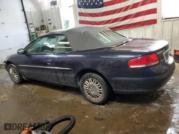✅ 2002 Chrysler Sebring LX • VIN: 1C3EL45R92N319516 • Lot: 44704705. Wystawiony na Copart z przebiegiem 107 531 mil. Bezpłatny archiwum sprzedaży aukcyjnych z USA i szczegółowy raport historii pojazdu na DreamBid. Zdjęcie 2.