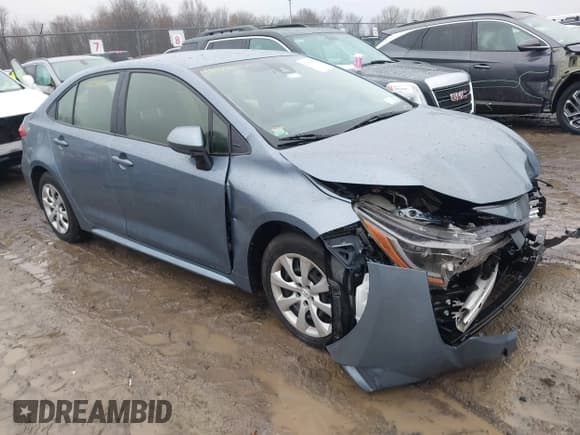 ✅ 2022 Toyota Corolla LE • VIN: JTDEPMAE6NJ226709 • Лот: 43678655. Опубликован ранее на IAAI с пробегом 39 072 миль. Бесплатный доступ к архиву аукционных продаж из США и подробный отчёт об истории автомобиля на DreamBid. Изображение 1.