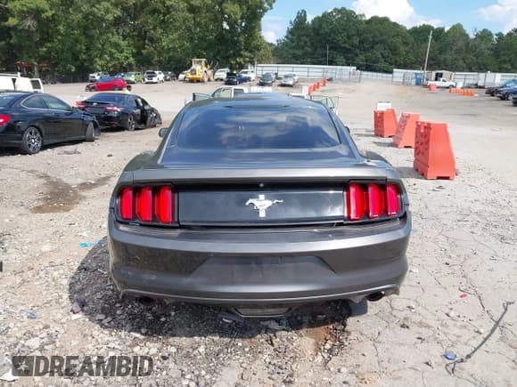 ✅ 2015 Ford Mustang V6 • VIN: 1FA6P8AM8F5395603 • Lot: 43297736. Listed on IAAI with 127,921 mi. Free auction sales archive from the USA and detailed vehicle history report at DreamBid. Image 16.