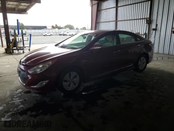 ✅ 2013 Hyundai Sonata • VIN: KMHEC4A41DA069104 • Лот: 91431745. Опубликован ранее на Copart с пробегом 156 052 миль. Бесплатный доступ к архиву аукционных продаж из США и подробный отчёт об истории автомобиля на DreamBid. Изображение 1.