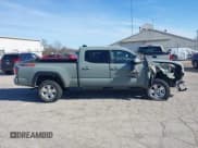 ✅ 2022 Toyota Tacoma TRD Off Road • VIN: 3TYDZ5BN1NT015418 • Lot: 43649466. Listed on IAAI with 58,704 mi. Free auction sales archive from the USA and detailed vehicle history report at DreamBid. Image 14.