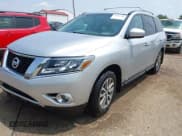 ✅ 2013 Nissan Pathfinder SL • VIN: 5N1AR2MM5DC686734 • Lot: 42461385. Listed on IAAI with 171,071 mi. Free auction sales archive from the USA and detailed vehicle history report at DreamBid. Image 2.