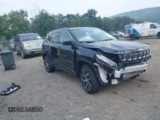 ✅ 2024 Jeep Compass Limited • VIN: 3C4NJDCN8RT139858 • Lot: 42921018. Listed on IAAI with 8,749 mi. Free auction sales archive from the USA and detailed vehicle history report at DreamBid. Image 1.