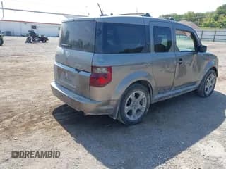 ✅ 2007 Honda Element SC • VIN: 5J6YH189X7L016956 • Лот: 43119249. Опубликован ранее на IAAI с пробегом 205 013 миль. Бесплатный доступ к архиву аукционных продаж из США и подробный отчёт об истории автомобиля на DreamBid. Изображение 4.