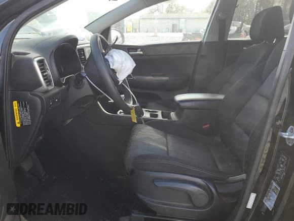 ✅ 2020 Kia Sportage LX • VIN: KNDPM3AC1L7834402 • Lot: 92320865. Wystawiony na Copart z przebiegiem 76 652 mil. Bezpłatny archiwum sprzedaży aukcyjnych z USA i szczegółowy raport historii pojazdu na DreamBid. Zdjęcie 7.