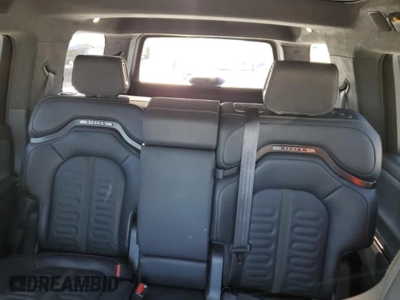 ✅ 2024 Rivian R1S Adventure • VIN: 7PDSGBBA2RN038666 • Лот: 46632855. Опубликован ранее на Copart с пробегом 12 784 миль. Бесплатный доступ к архиву аукционных продаж из США и подробный отчёт об истории автомобиля на DreamBid. Изображение 10.