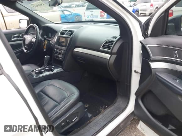 ✅ 2017 Ford Explorer XLT • VIN: 1FM5K8D88HGD84283 • Лот: 43609102. Опубликован ранее на IAAI с пробегом 105 629 миль. Бесплатный доступ к архиву аукционных продаж из США и подробный отчёт об истории автомобиля на DreamBid. Изображение 5.