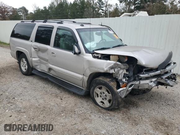 ✅ 2004 Chevrolet Suburban LT • VIN: 1GNEC16Z64J135810 • Лот: 84643984. Опубликован ранее на Copart с пробегом 243 355 миль. Бесплатный доступ к архиву аукционных продаж из США и подробный отчёт об истории автомобиля на DreamBid. Изображение 4.