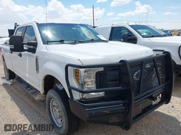 ✅ 2018 Ford F-250 XL • VIN: 1FT7W2B67JED00262 • Lot: 42989329. Listed on IAAI with 153,893 mi. Free auction sales archive from the USA and detailed vehicle history report at DreamBid. Image 1.