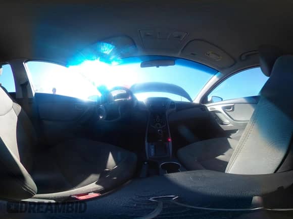 2016 Hyundai Elantra SE z VIN 5NPDH4AE9GH678092, wystawiony jako IAAI lot #43339316 z przebiegiem Nie podano mil oraz . Historia ofert i sprzedaży dostępna na DreamBid. Obrazek 21.