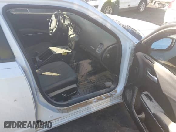 2018 Dodge Charger Police z VIN 2C3CDXKTXJH301104, wystawiony jako IAAI lot #43483635 z przebiegiem Nie podano mil oraz . Historia ofert i sprzedaży dostępna na DreamBid. Obrazek 5.