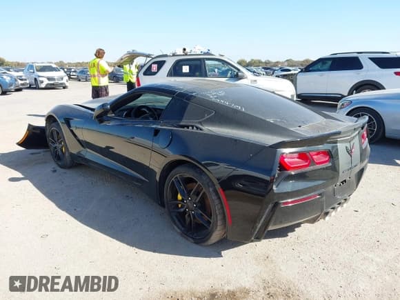 ✅ 2016 Chevrolet Corvette Z51 1LT • VIN: 1G1YH2D76G5117344 • Lot: 43723056. Wystawiony na IAAI z przebiegiem Nie podano. Bezpłatny archiwum sprzedaży aukcyjnych z USA i szczegółowy raport historii pojazdu na DreamBid. Zdjęcie 3.
