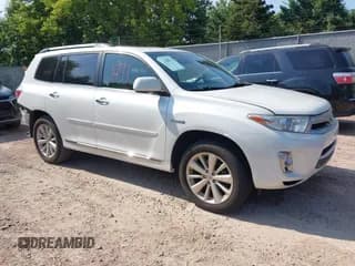✅ 2013 Toyota Highlander Limited • VIN: JTEDC3EH9D2013733 • Lot: 42861471. Listed on IAAI with Not provided. Free auction sales archive from the USA and detailed vehicle history report at DreamBid. Image 1.