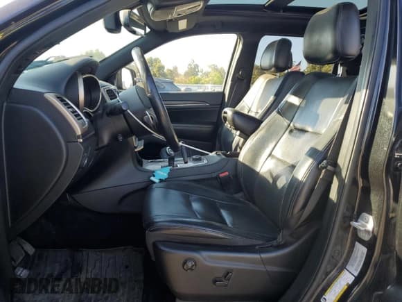 ✅ 2015 Jeep Grand Cherokee Limited • VIN: 1C4RJFBM5FC844792 • Лот: 81728375. Опубликован ранее на Copart с пробегом 183 931 миль. Бесплатный доступ к архиву аукционных продаж из США и подробный отчёт об истории автомобиля на DreamBid. Изображение 7.