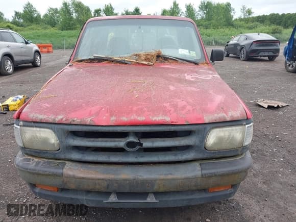 ✅ 1995 Mazda B-Series SE • VIN: 4F4CR16U3STM23330 • Lot: 42611256. Listed on IAAI with 190,761 mi. Free auction sales archive from the USA and detailed vehicle history report at DreamBid. Image 13.