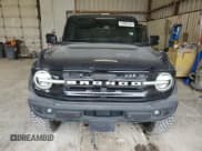 ✅ 2021 Ford Bronco • VIN: 1FMEE5DPXMLA91211 • Lot: 53406165. Wystawiony na Copart z przebiegiem 32 999 mil. Bezpłatny archiwum sprzedaży aukcyjnych z USA i szczegółowy raport historii pojazdu na DreamBid. Zdjęcie 5.