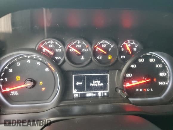 ✅ 2021 Chevrolet Silverado 1500 Custom • VIN: 3GCPWBEH8MG102560 • Lot: 76747484. Wystawiony na Copart z przebiegiem 81 580 mil. Bezpłatny archiwum sprzedaży aukcyjnych z USA i szczegółowy raport historii pojazdu na DreamBid. Zdjęcie 9.