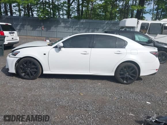 ✅ 2018 Lexus GS 350 • VIN: JTHCZ1BL7JA007490 • Лот: 42308958. Опубликован ранее на IAAI с пробегом 54 393 миль. Бесплатный доступ к архиву аукционных продаж из США и подробный отчёт об истории автомобиля на DreamBid. Изображение 14.