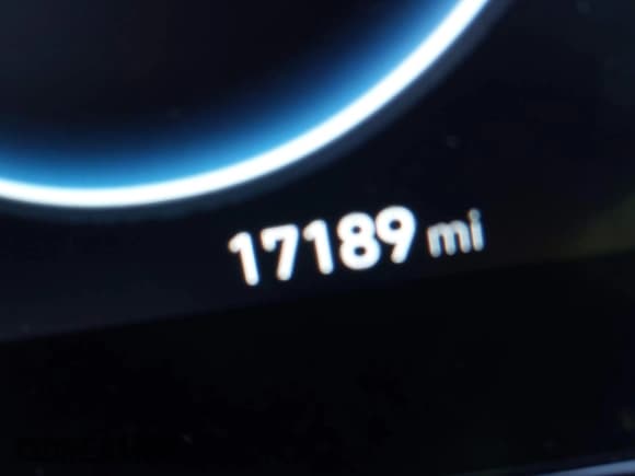 ✅ 2025 Hyundai Elantra SEL Convenience • VIN: KMHLS4DG0SU935726 • Лот: 43606725. Опубликован ранее на IAAI с пробегом 17 189 миль. Бесплатный доступ к архиву аукционных продаж из США и подробный отчёт об истории автомобиля на DreamBid. Изображение 14.