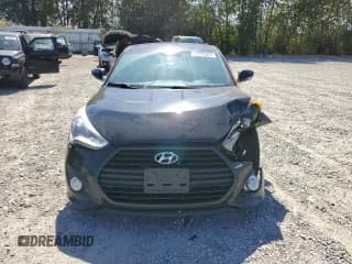 ✅ 2016 Hyundai Veloster Turbo • VIN: KMHTC6AE8GU255494 • Lot: 70235884. Wystawiony na Copart z przebiegiem 83 830 mil. Bezpłatny archiwum sprzedaży aukcyjnych z USA i szczegółowy raport historii pojazdu na DreamBid. Zdjęcie 5.