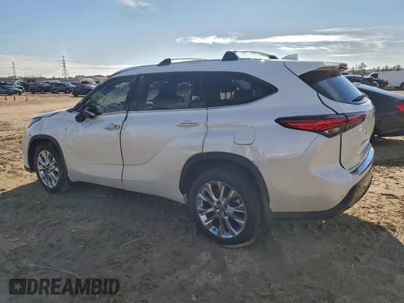 ✅ 2020 Toyota Highlander Limited • VIN: 5TDDZRBHXLS045902 • Lot: 92232035. Wystawiony na Copart z przebiegiem 37 630 mil. Bezpłatny archiwum sprzedaży aukcyjnych z USA i szczegółowy raport historii pojazdu na DreamBid. Zdjęcie 2.