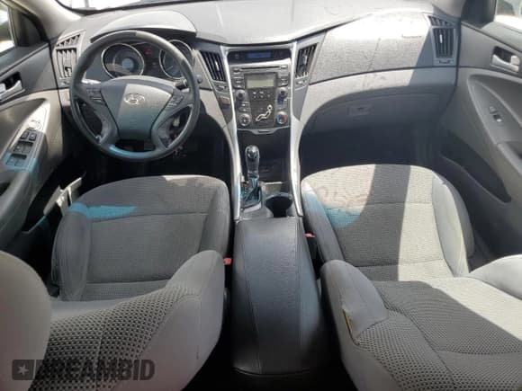 ✅ 2013 Hyundai Sonata GLS • VIN: 5NPEB4AC2DH557114 • Lot: 61882774. Wystawiony na Copart z przebiegiem 126 313 mil. Bezpłatny archiwum sprzedaży aukcyjnych z USA i szczegółowy raport historii pojazdu na DreamBid. Zdjęcie 8.