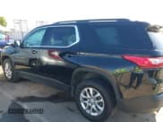 ✅ 2021 Chevrolet Traverse LT Cloth • VIN: 1GNERGKW7MJ236528 • Lot: 43406533. Wystawiony na IAAI z przebiegiem 59 484 mil. Bezpłatny archiwum sprzedaży aukcyjnych z USA i szczegółowy raport historii pojazdu na DreamBid. Zdjęcie 15.