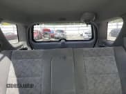 ✅ 2005 Kia Sorento LX • VIN: KNDJD733655410304 • Лот: 57137275. Опубликован ранее на Copart с пробегом Не указан. Бесплатный доступ к архиву аукционных продаж из США и подробный отчёт об истории автомобиля на DreamBid. Изображение 10.