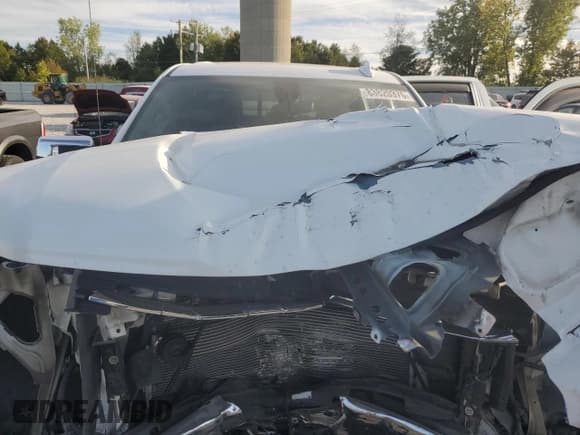 ✅ 2019 Chevrolet Silverado 1500 LTZ • VIN: 1GCUYGED8KZ215770 • Lot: 83820375. Wystawiony na Copart z przebiegiem Nie podano. Bezpłatny archiwum sprzedaży aukcyjnych z USA i szczegółowy raport historii pojazdu na DreamBid. Zdjęcie 11.