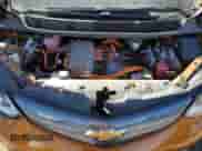 2018 Chevrolet Bolt EV Premier z VIN 1G1FX6S00J4131311, wystawiony jako Copart lot #42993634 z przebiegiem 38 025 mil mil oraz . Historia ofert i sprzedaży dostępna na DreamBid. Obrazek 11.