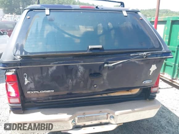 1993 Ford Explorer Eddie Bauer z VIN 1FMCU22X3PUD75709, wystawiony jako IAAI lot #42687329 z przebiegiem 247 027 mil mil oraz . Historia ofert i sprzedaży dostępna na DreamBid. Obrazek 6.