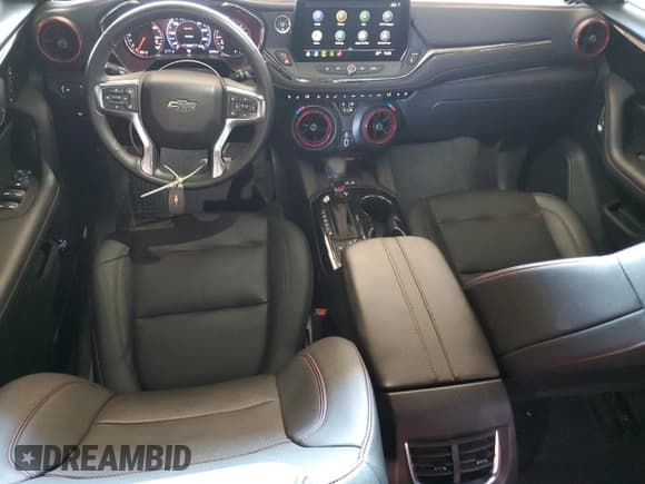 ✅ 2024 Chevrolet Blazer RS • VIN: 3GNKBERS7RS158210 • Lot: 84600315. Wystawiony na Copart z przebiegiem 32 494 mil. Bezpłatny archiwum sprzedaży aukcyjnych z USA i szczegółowy raport historii pojazdu na DreamBid. Zdjęcie 8.