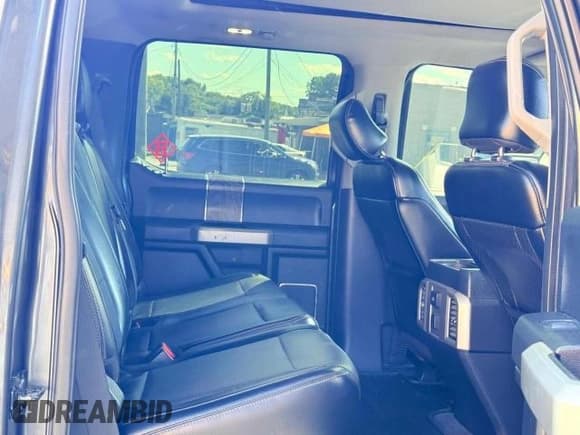 ✅ 2017 Ford F-350 Lariat • VIN: 1FT8W3DT9HEB28873 • Lot: 58615765. Listed on Copart with 100,307 mi. Free auction sales archive from the USA and detailed vehicle history report at DreamBid. Image 6.