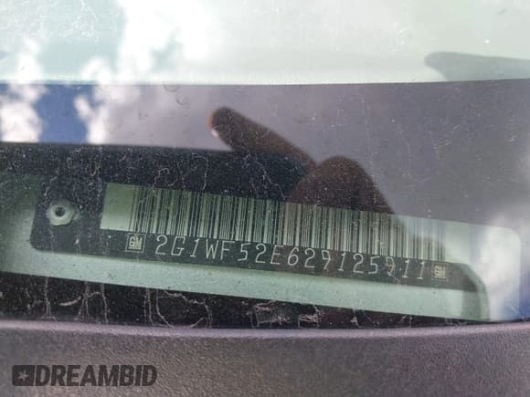 ✅ 2002 Chevrolet Impala • VIN: 2G1WF52E629125911 • Lot: 43107948. Wystawiony na IAAI z przebiegiem 224 952 mil. Bezpłatny archiwum sprzedaży aukcyjnych z USA i szczegółowy raport historii pojazdu na DreamBid. Zdjęcie 9.