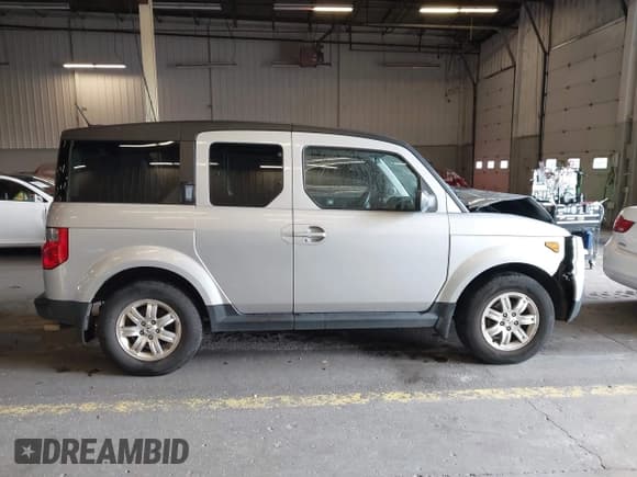 ✅ 2008 Honda Element EX • VIN: 5J6YH287X8L009687 • Lot: 43566798. Listed on IAAI with 206,830 mi. Free auction sales archive from the USA and detailed vehicle history report at DreamBid. Image 13.