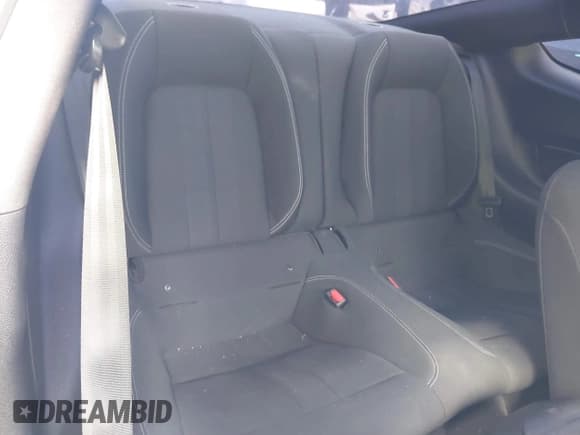 ✅ 2021 Ford Mustang GT • VIN: 1FA6P8CF1M5148371 • Lot: 42444493. Wystawiony na IAAI z przebiegiem 81 979 mil. Bezpłatny archiwum sprzedaży aukcyjnych z USA i szczegółowy raport historii pojazdu na DreamBid. Zdjęcie 8.