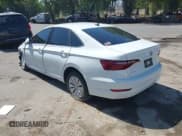 ✅ 2020 Volkswagen Jetta S • VIN: 3VWC57BU4LM102844 • Lot: 42301988. Wystawiony na IAAI z przebiegiem 49 501 mil. Bezpłatny archiwum sprzedaży aukcyjnych z USA i szczegółowy raport historii pojazdu na DreamBid. Zdjęcie 3.