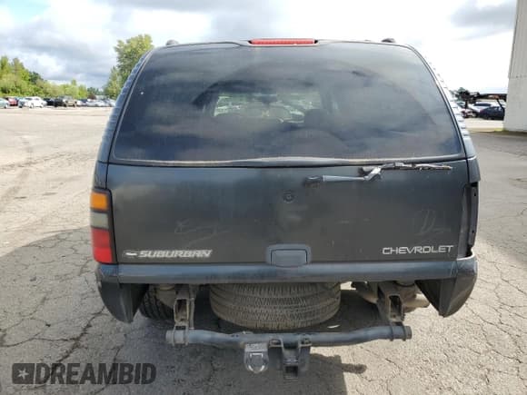 ✅ 2005 Chevrolet Suburban LT • VIN: 1GNFK16Z65J165754 • Лот: 56762235. Опубликован ранее на Copart с пробегом 161 338 миль. Бесплатный доступ к архиву аукционных продаж из США и подробный отчёт об истории автомобиля на DreamBid. Изображение 6.