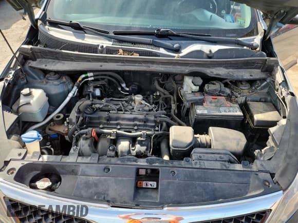 ✅ 2014 Kia Sportage EX • VIN: KNDPCCAC1E7553027 • Lot: 80184645. Listed on Copart with 160,630 mi. Free auction sales archive from the USA and detailed vehicle history report at DreamBid. Image 12.