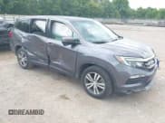 ✅ 2017 Honda Pilot EX-L • VIN: 5FNYF5H55HB038934 • Lot: 42892558. Listed on IAAI with 80,984 mi. Free auction sales archive from the USA and detailed vehicle history report at DreamBid. Image 6.