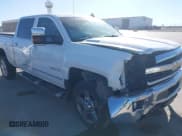 ✅ 2015 Chevrolet Silverado 2500HD LTZ • VIN: 1GC1KWE84FF507103 • Лот: 43527664. Опубликован ранее на IAAI с пробегом 145 226 миль. Бесплатный доступ к архиву аукционных продаж из США и подробный отчёт об истории автомобиля на DreamBid. Изображение 1.